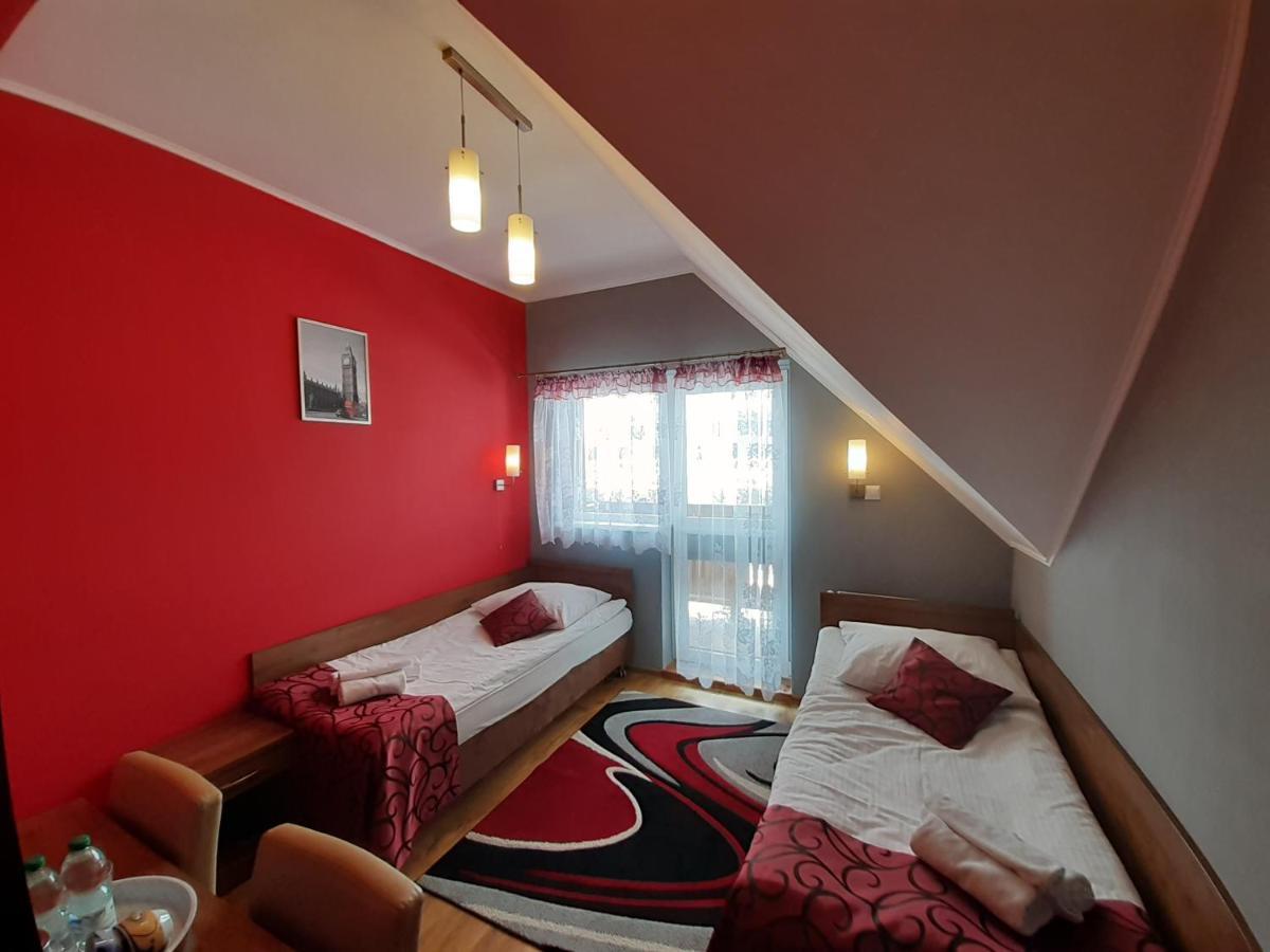 Pensjonat Zielone Wzgorze Boleslawow Stronie Slaskie Exterior photo